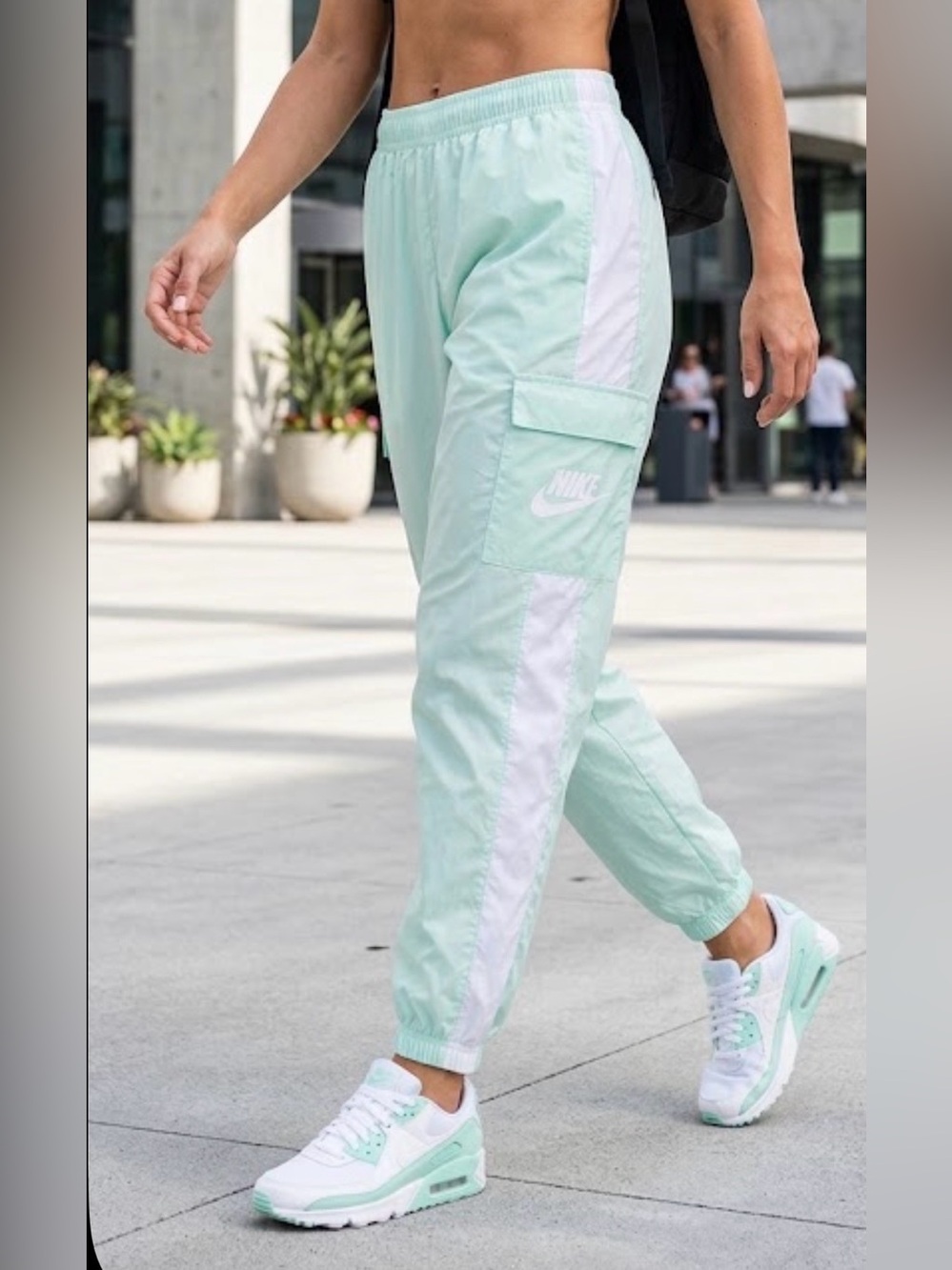 Nike women Mint-Blue Track pant Joggers with Side Stripe hiking sporty athetic